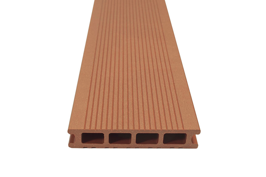 Savadeck Classic 5 Terracotta decking daska – čeoni prikaz šupljeg kompozitnog profila